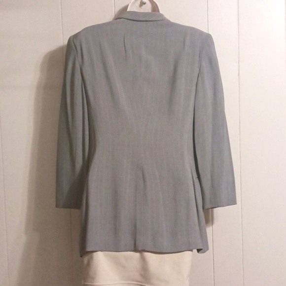 GIORGIO ARMANI Gray and White Pinstriped Blazer Double Breasted size 8 - Picture 5 of 7